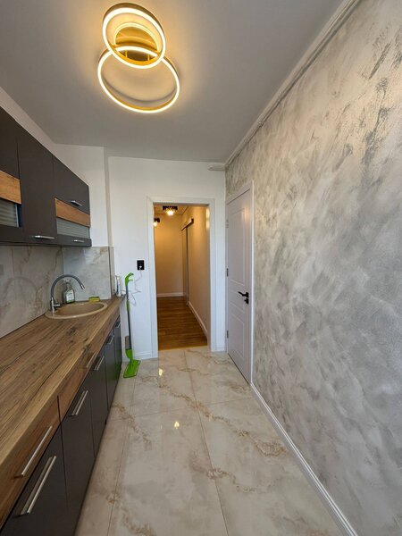 Drumul Taberei, Raul Doamnei, apartament 2 camere etaj 10/10, 1 min. metrou