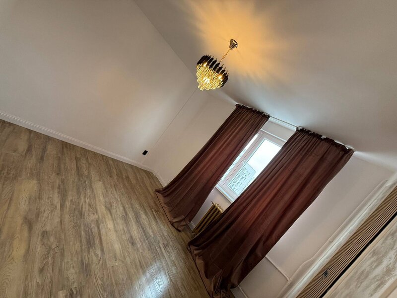 Drumul Taberei, Raul Doamnei, apartament 2 camere etaj 10/10, 1 min. metrou