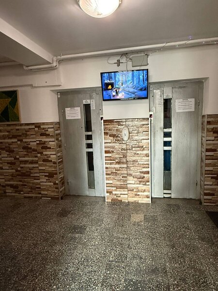 Drumul Taberei, Raul Doamnei, apartament 2 camere etaj 10/10, 1 min. metrou