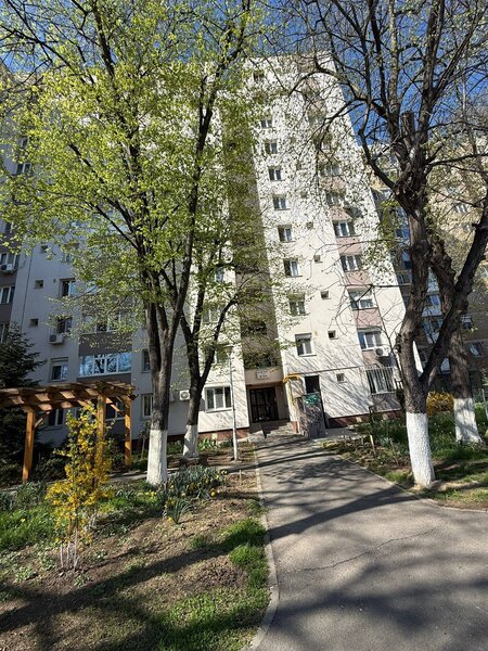 Drumul Taberei, Raul Doamnei, apartament 2 camere etaj 10/10, 1 min. metrou